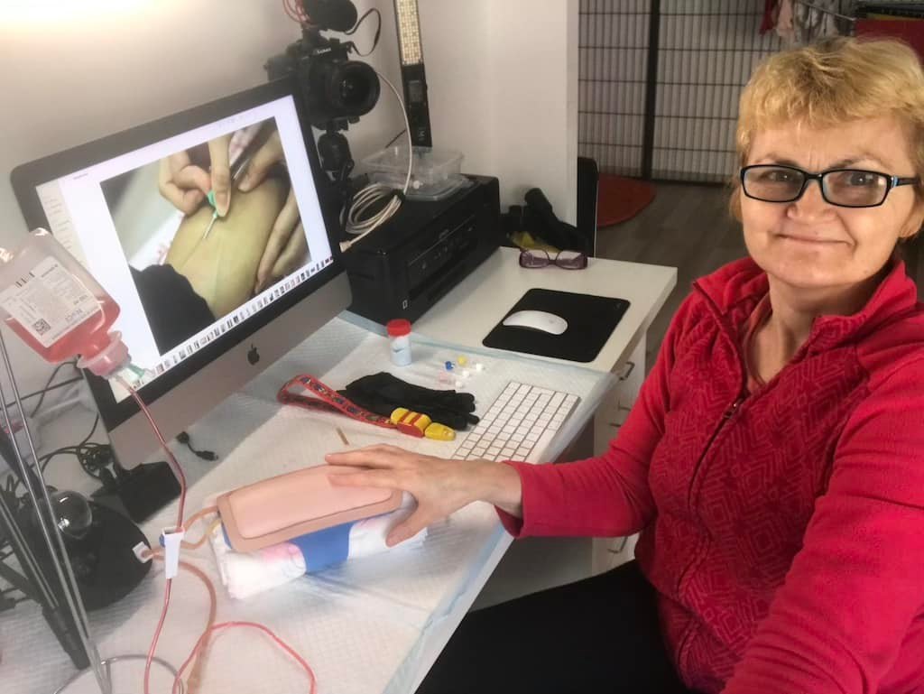 NU cei mai puternici sau cei mai inteligenți supravietuiesc NU cei mai puternici sau cei mai inteligenți supravietuiesc