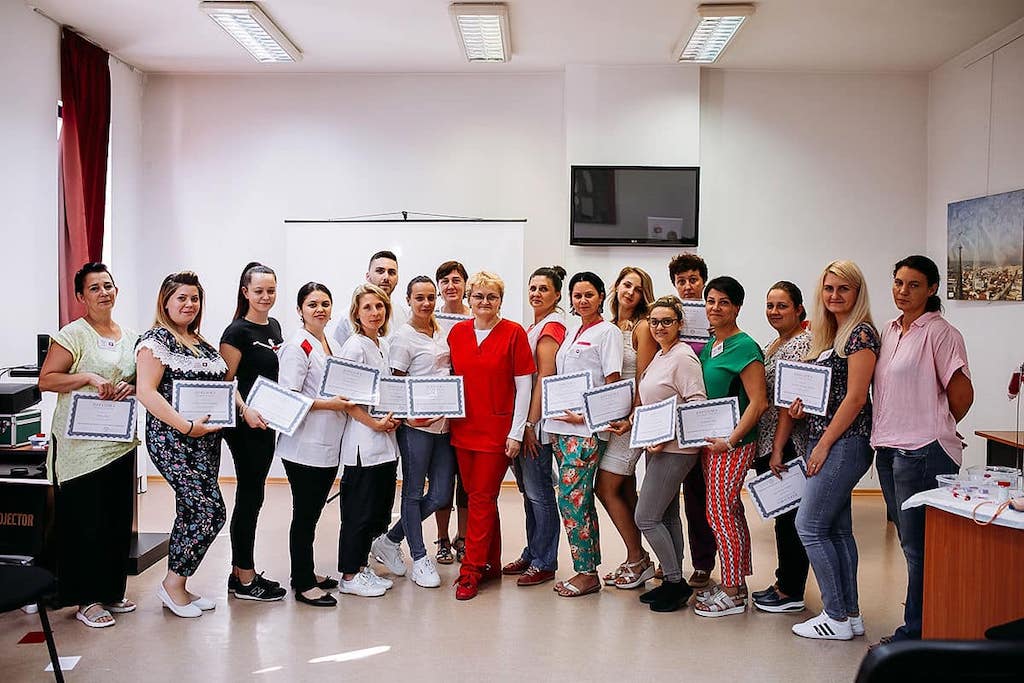 NU cei mai puternici sau cei mai inteligenți supravietuiesc NU cei mai puternici sau cei mai inteligenți supravietuiesc