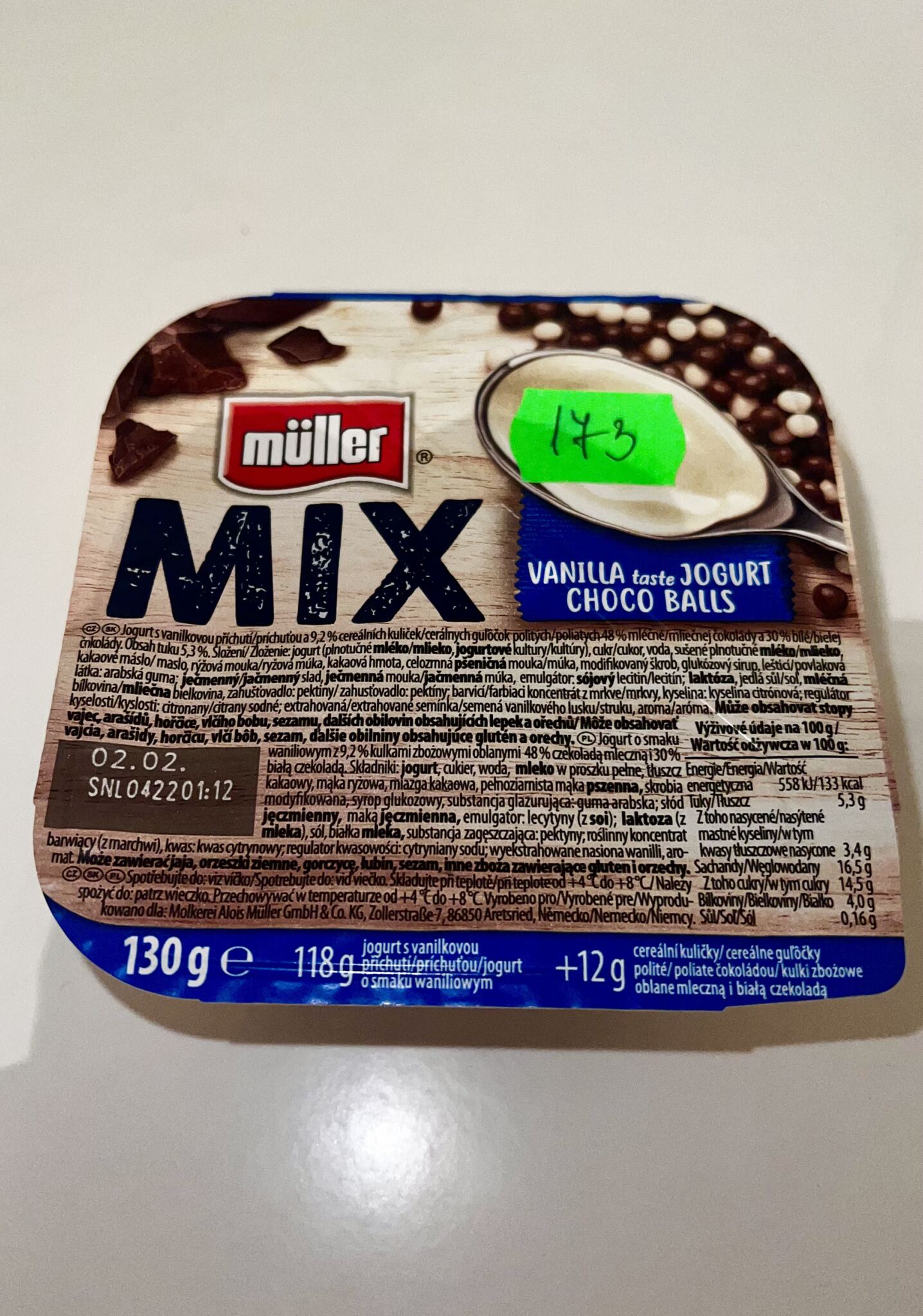 Calcul calorii mancare - Jurnal de slabit - Dieta de slabire - Iaurt Muller Vanilla taste yogurt choco balls 1